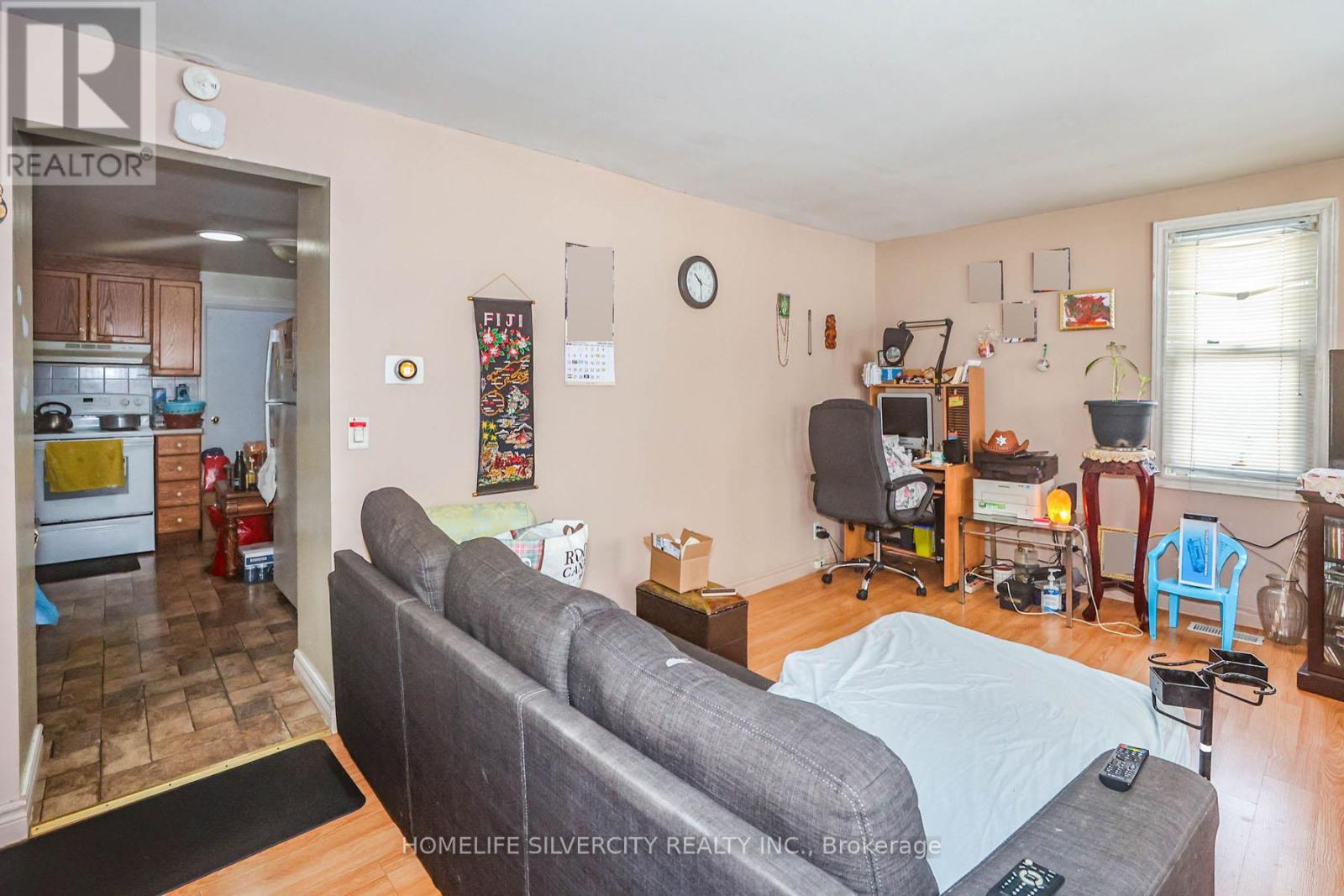 5537 MONTROSE ROAD