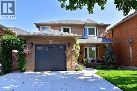 11 JACQUELINE Boulevard Hamilton ON L9B2R1