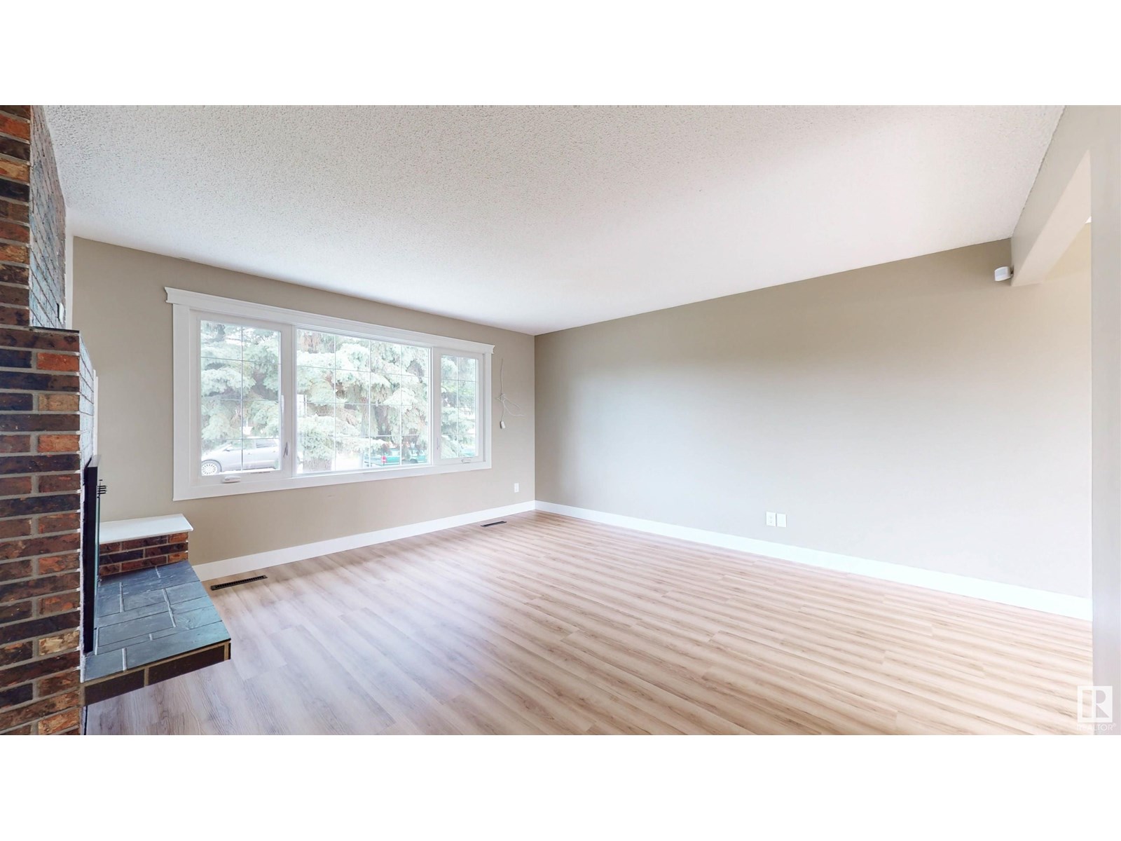6007 141 AV NW