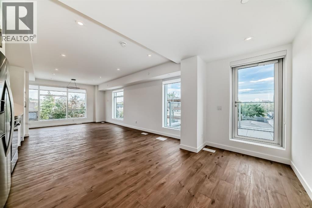 260, 110 18A Street NW