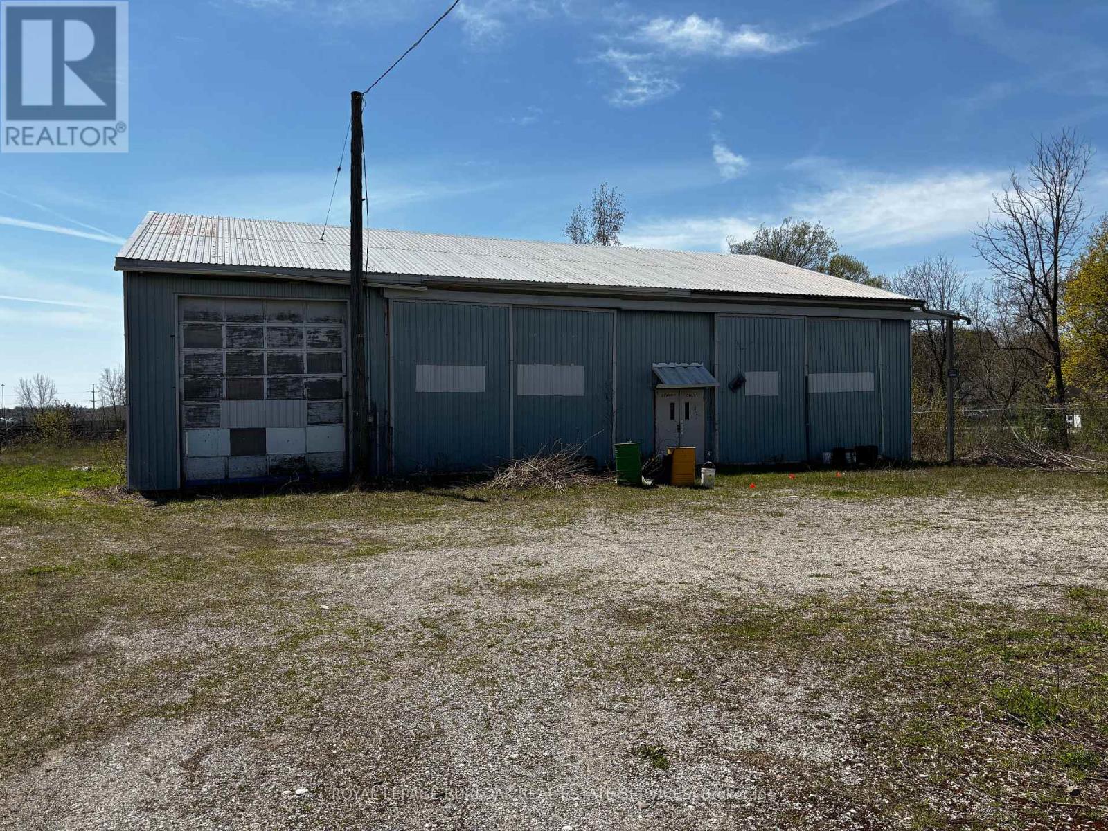 23 PETROLIA STREET