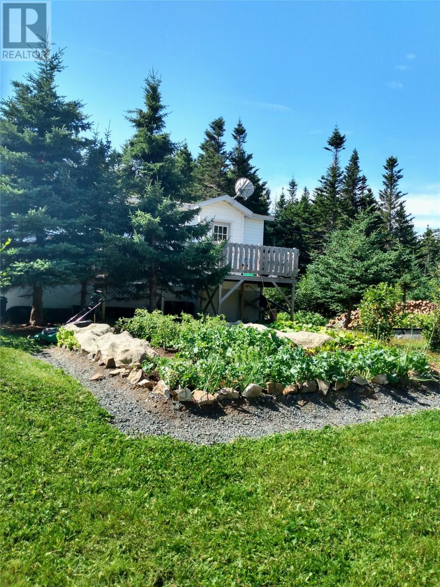 10 East Tickle Road