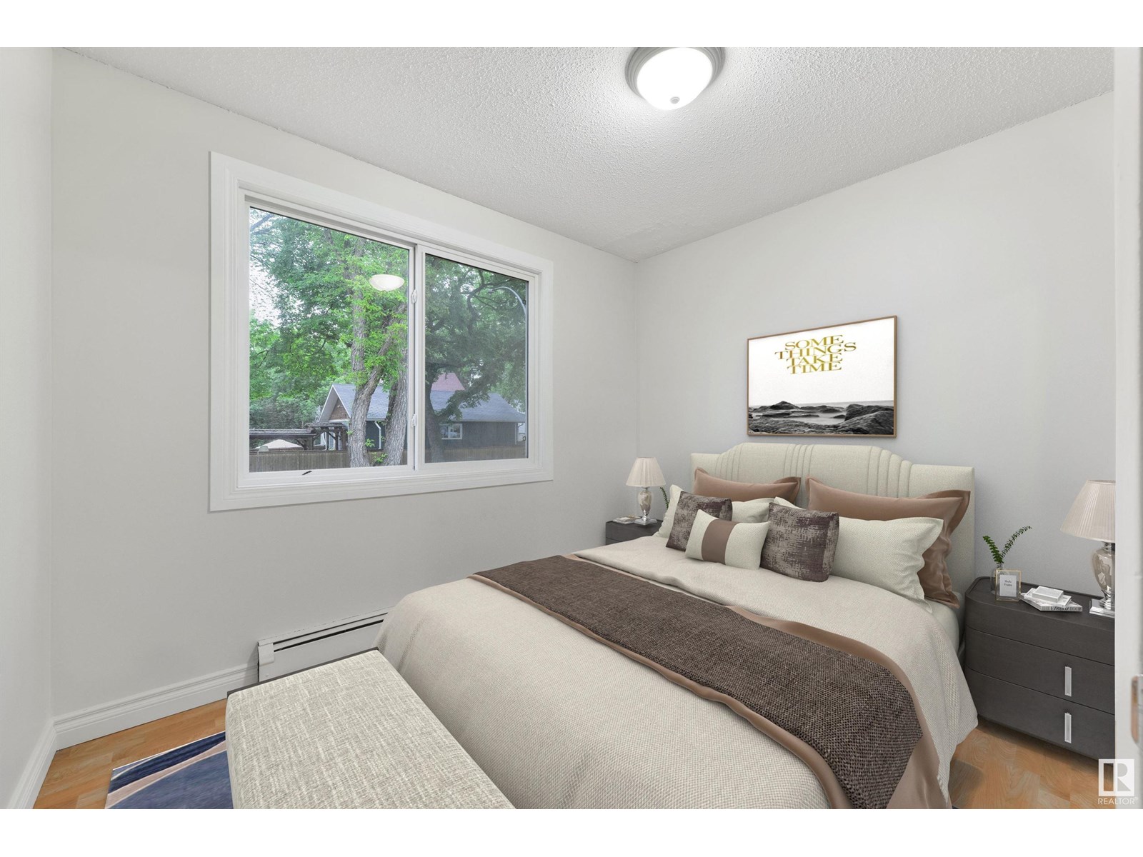 #204 10415 93 ST NW