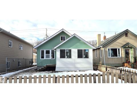11426 84 ST NW Edmonton AB T5B3B4