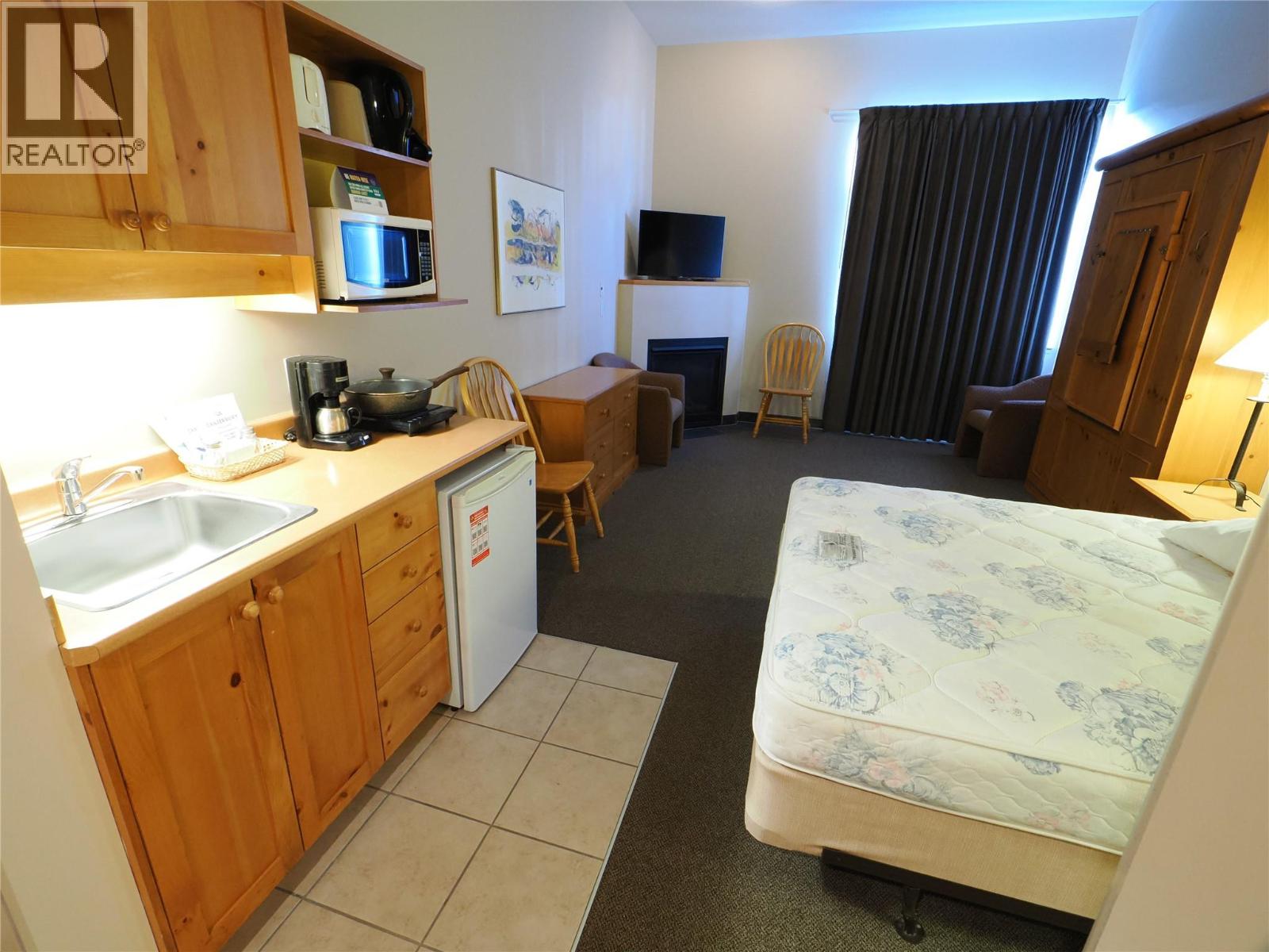 5340 Big White Road Unit# 115