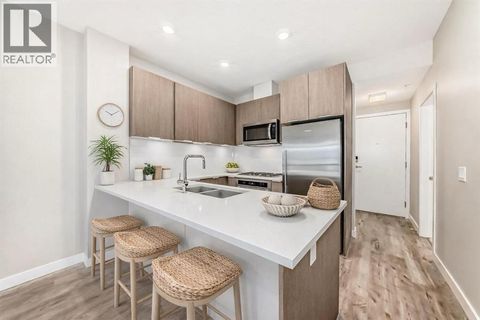 112, 823 5 Avenue NW Calgary AB T2N0R5