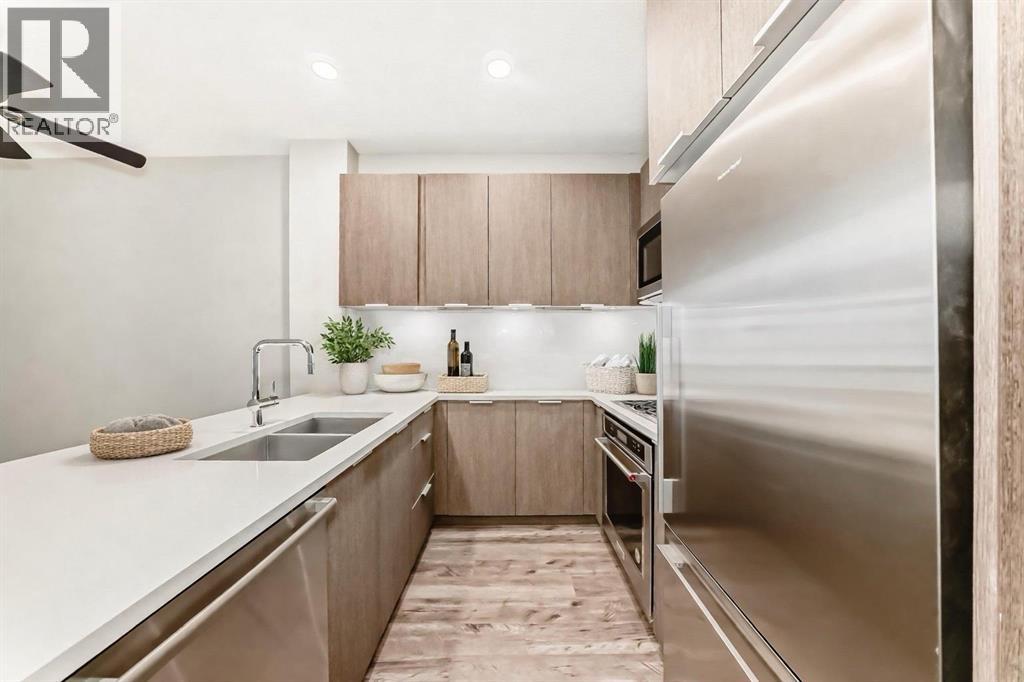 112, 823 5 Avenue NW