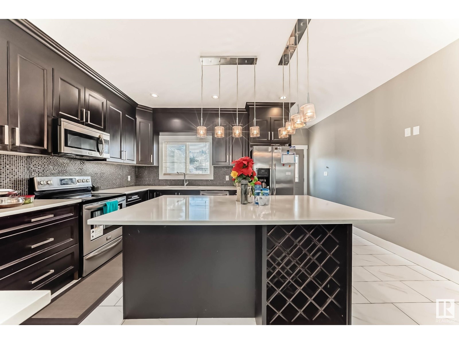12728 118 ST NW