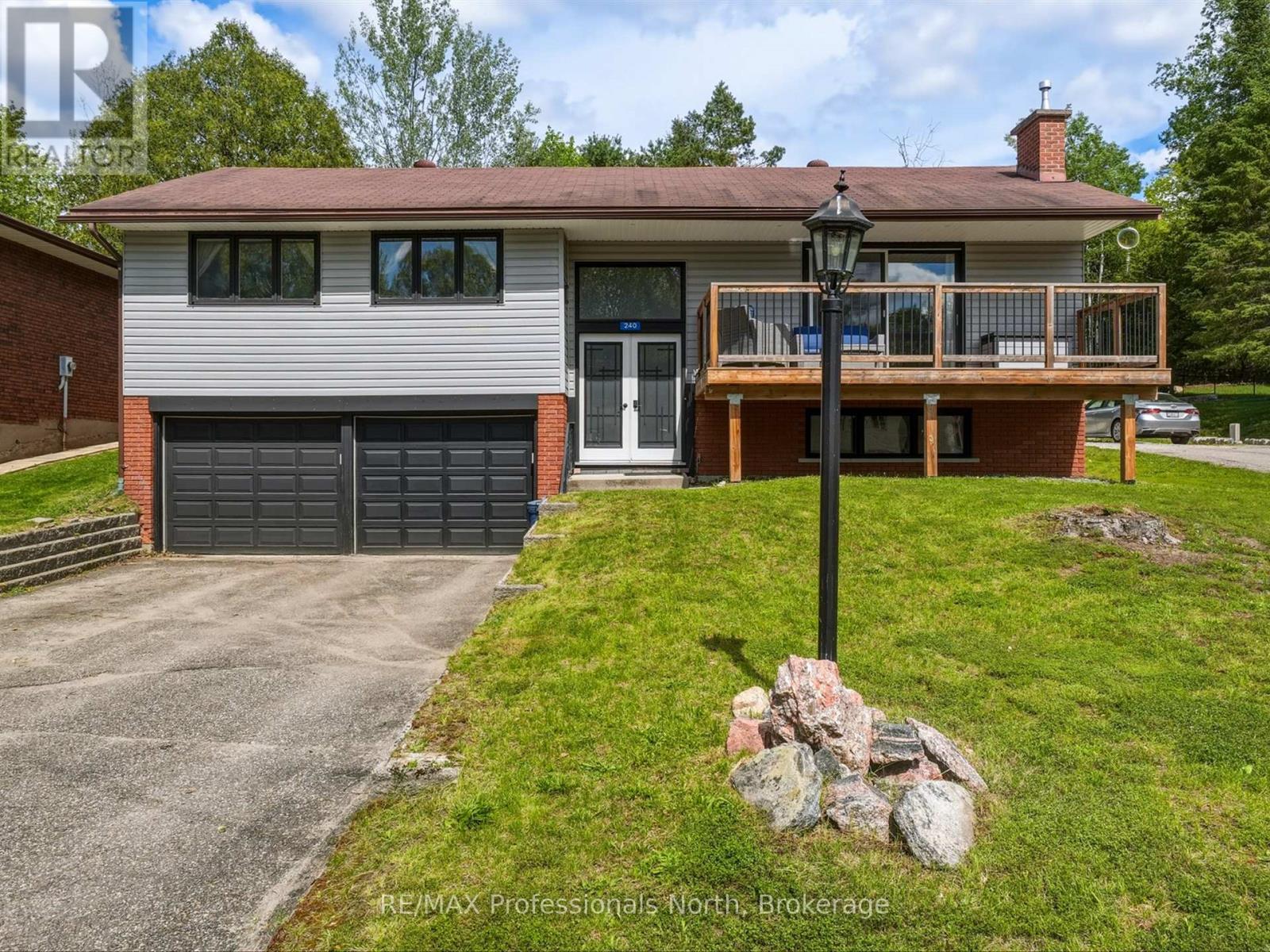 240 ORIOLE CRESCENT