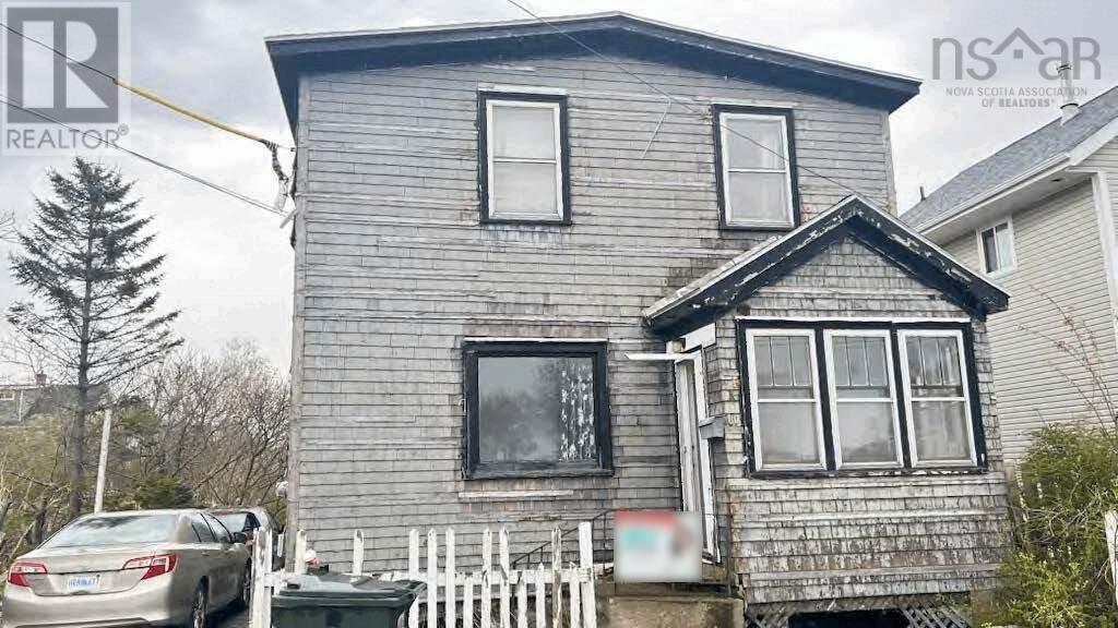 Photo 1 of 8 — 80 Swan Street, Sydney, NS B1N2L8
