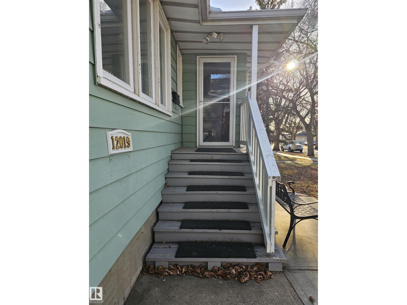 12019 51 ST NW
