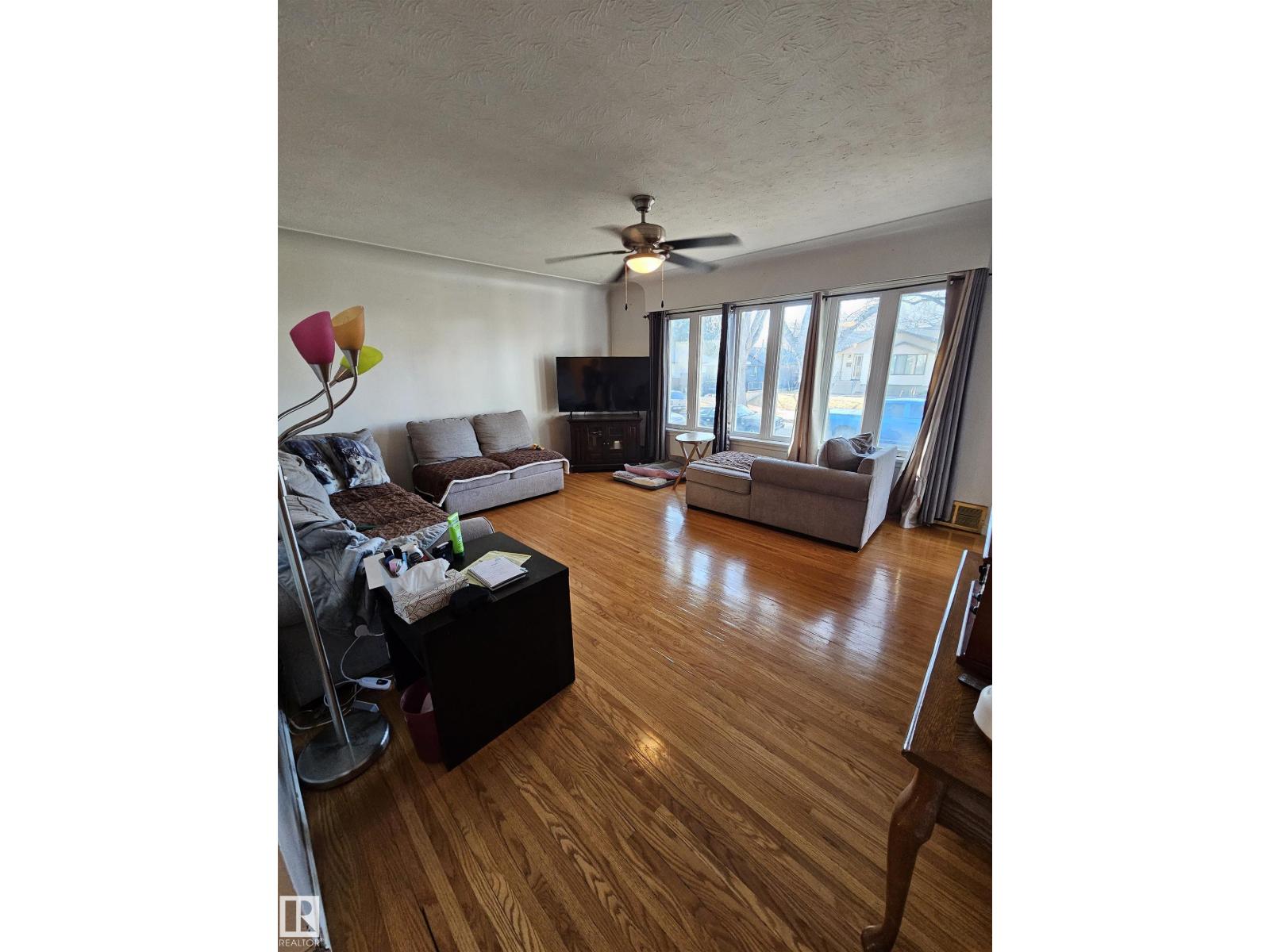 12019 51 ST NW