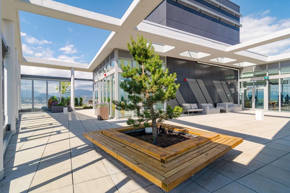 2006 13438 CENTRAL AVENUE