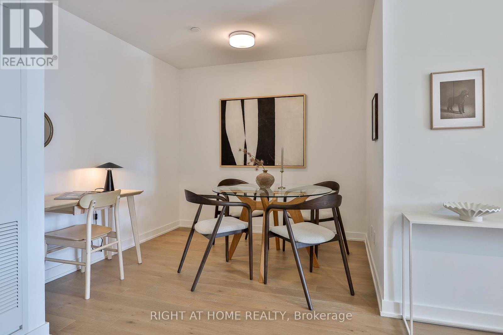 205 - 1161 KINGSTON ROAD