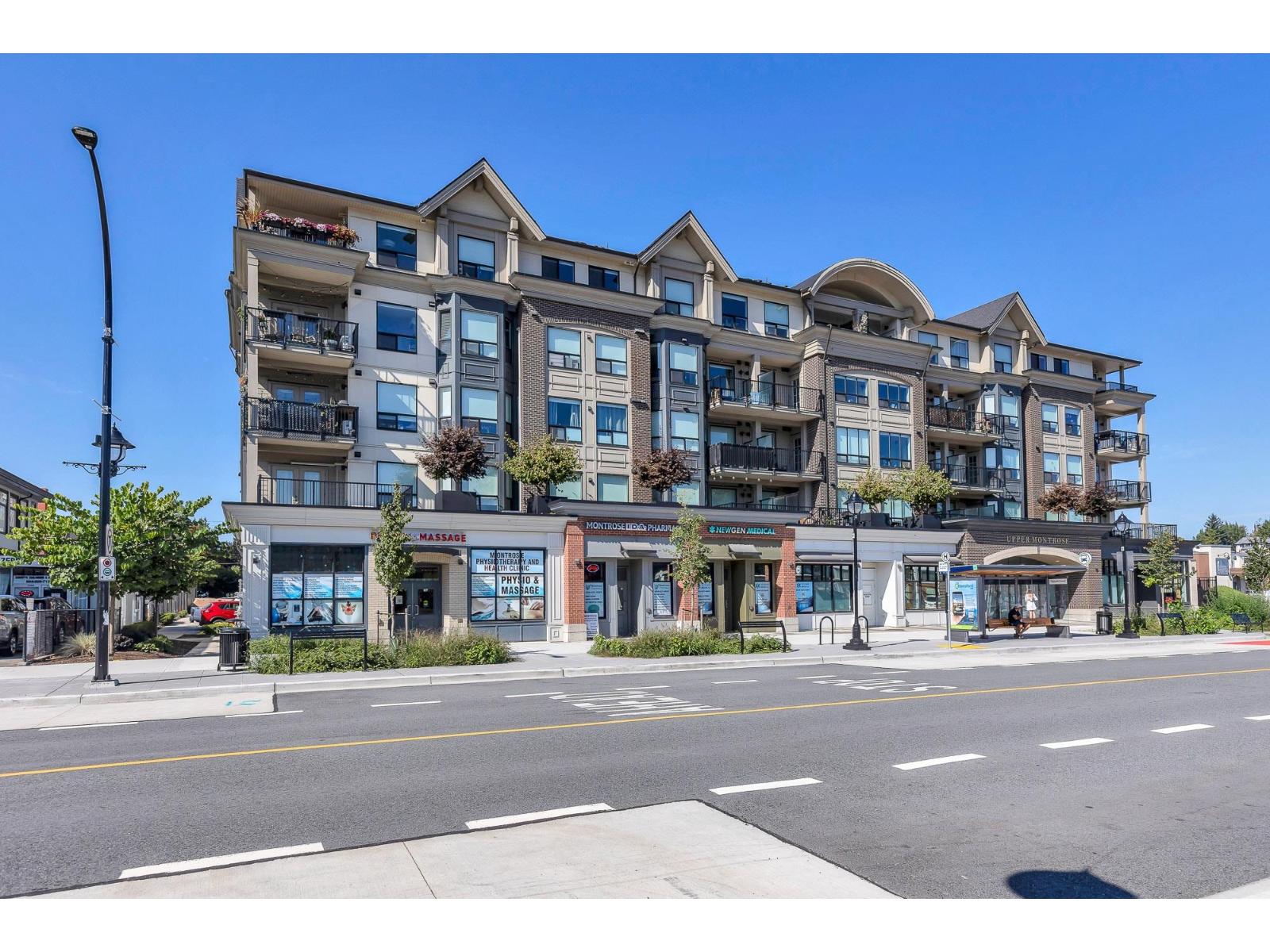 514 2493 MONTROSE AVENUE