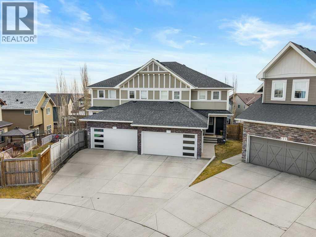 175 Kincora Crescent NW