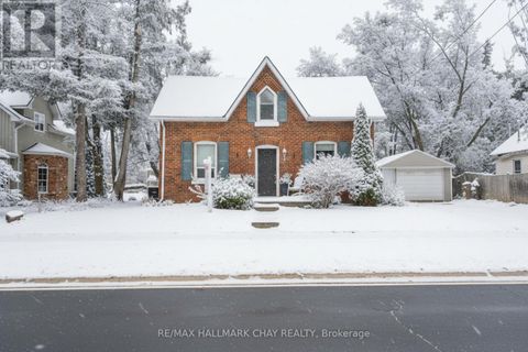 2088 VICTORIA STREET Innisfil (Stroud) ON L9S1K4