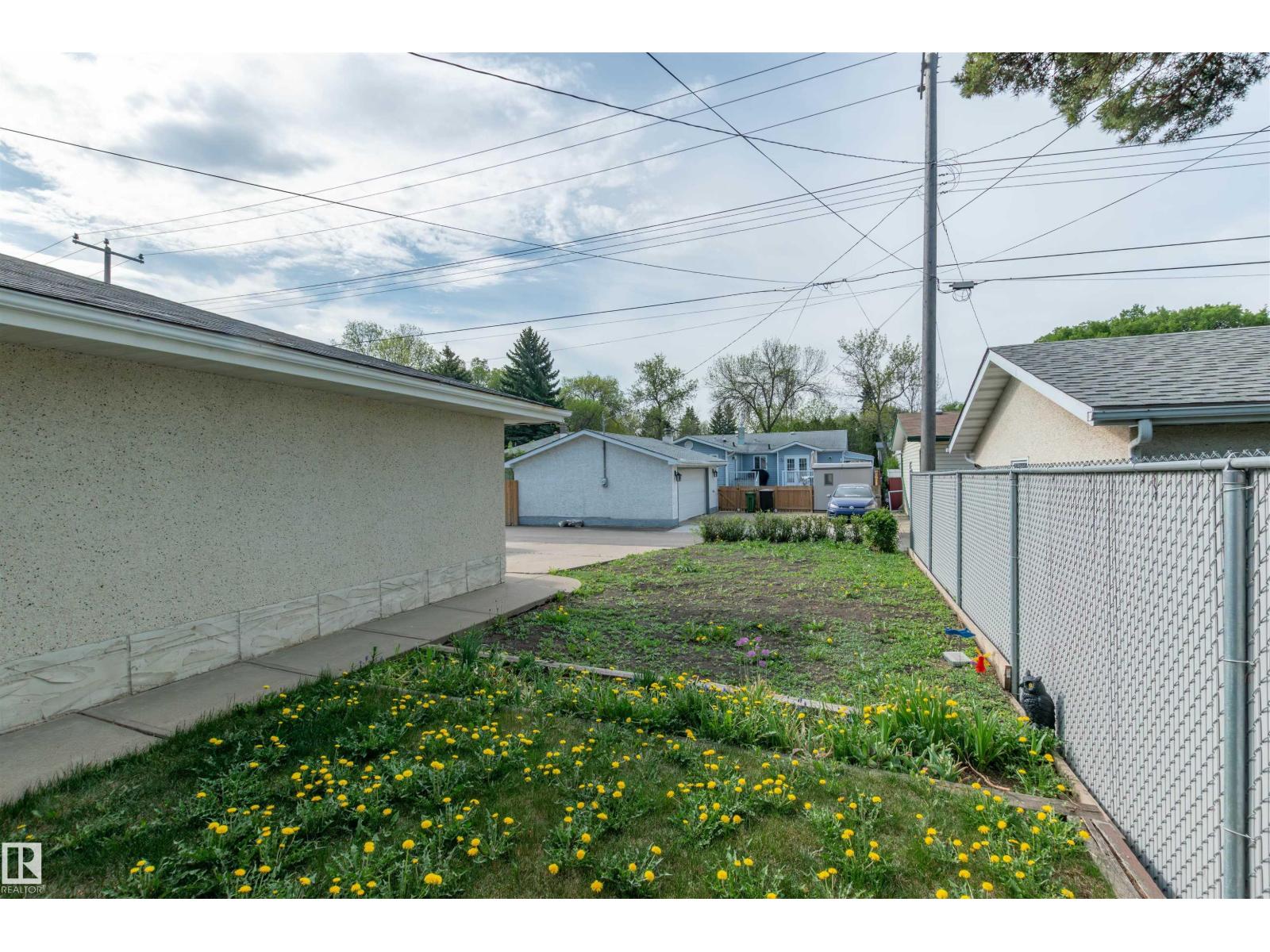 4009 114 AV NW