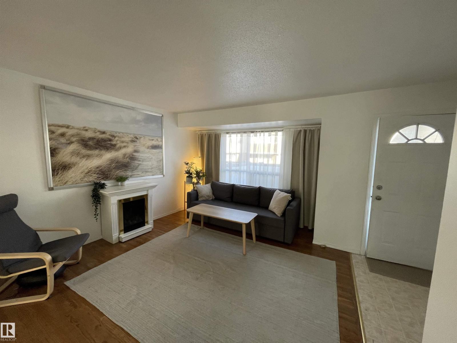 132 DICKINSFIELD CO NW