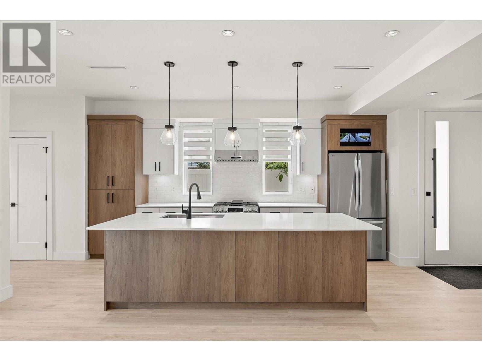 840 Grenfell Avenue Unit# 3