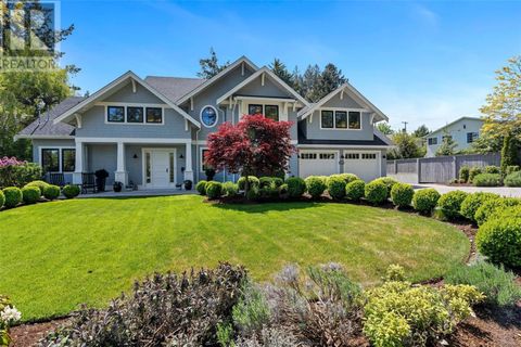 1105 Darcy Lane Saanich BC V8Y1G1