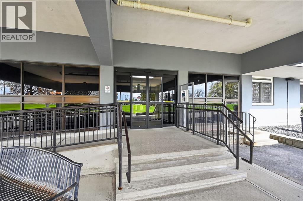 640 WEST Street Unit# 902