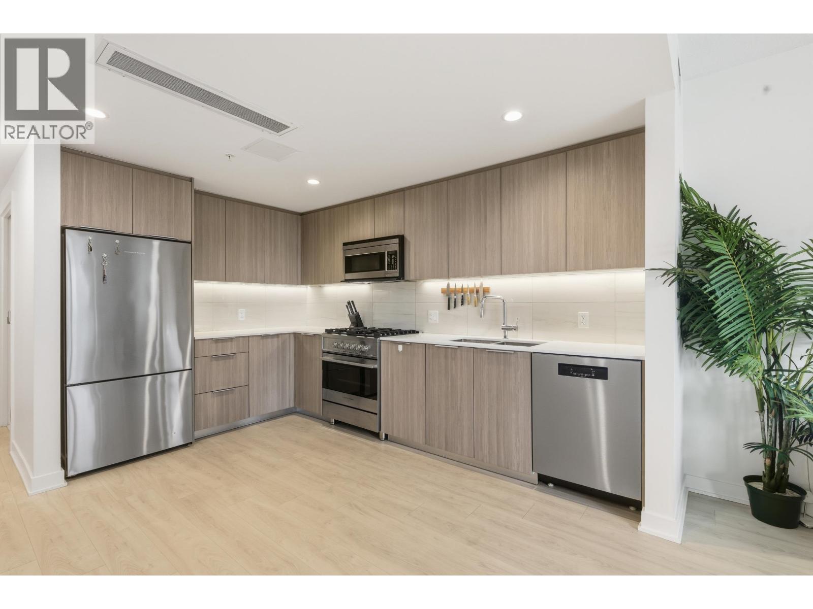 602 1401 HUNTER STREET