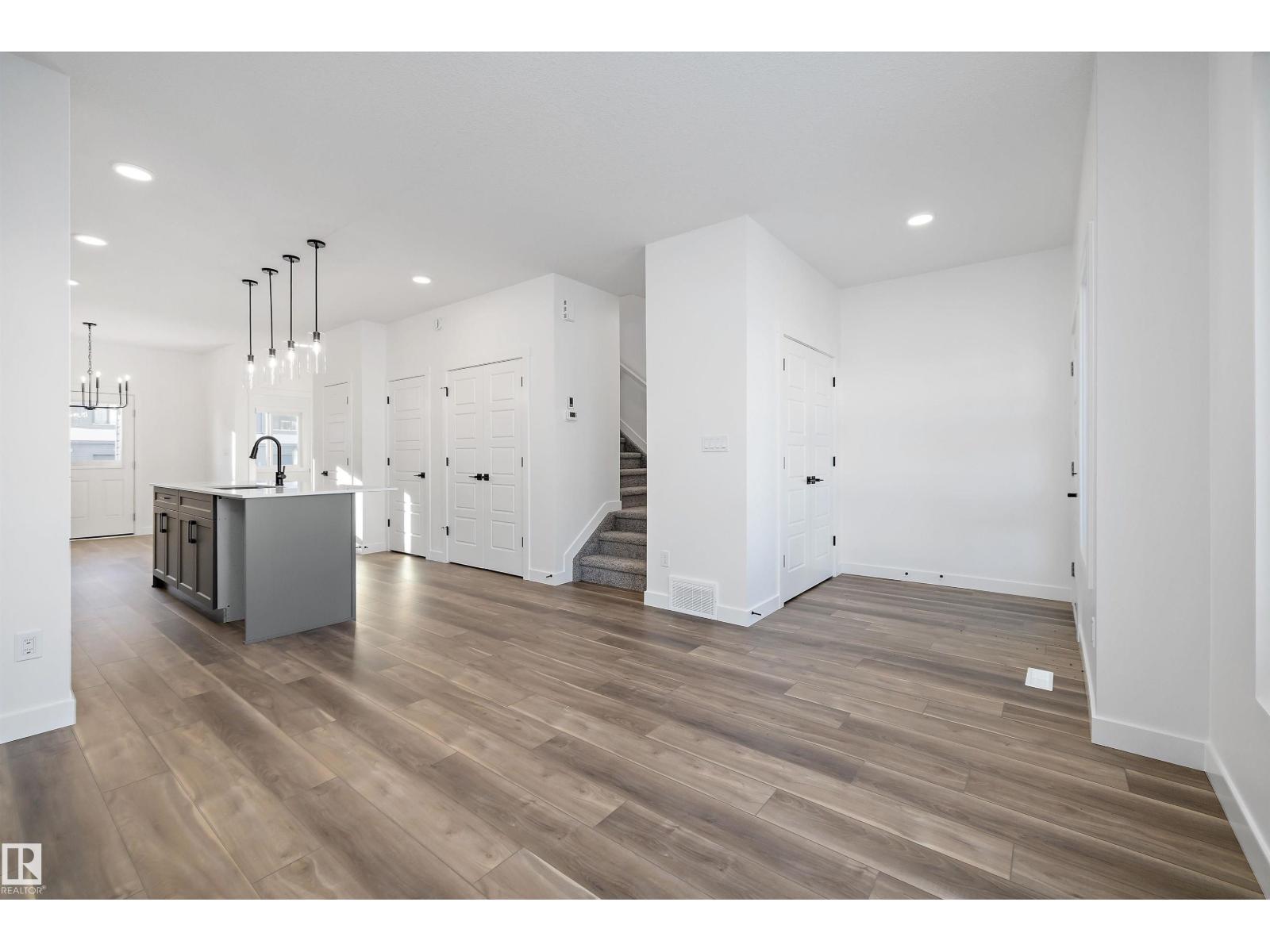2020 191 ST NW