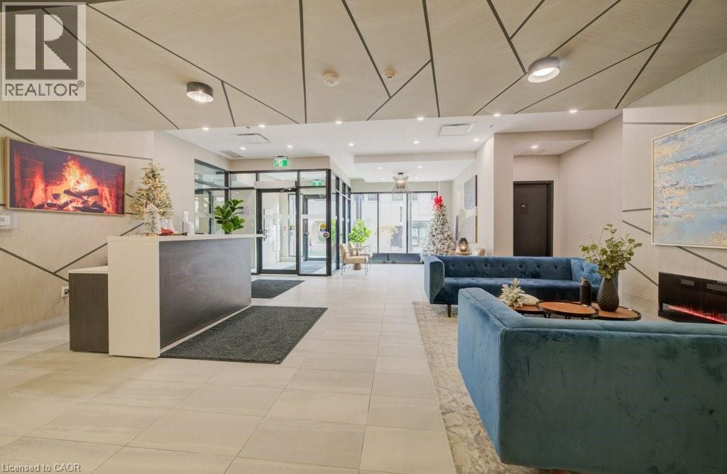 60 CHARLES Street W Unit# 2210