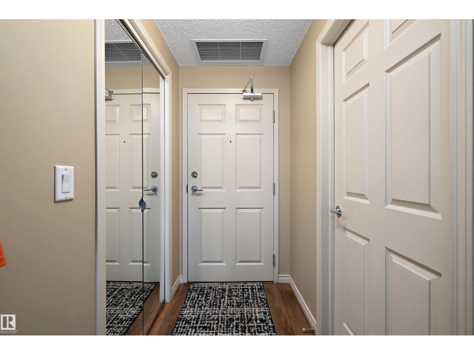 #307 10303 111 ST NW