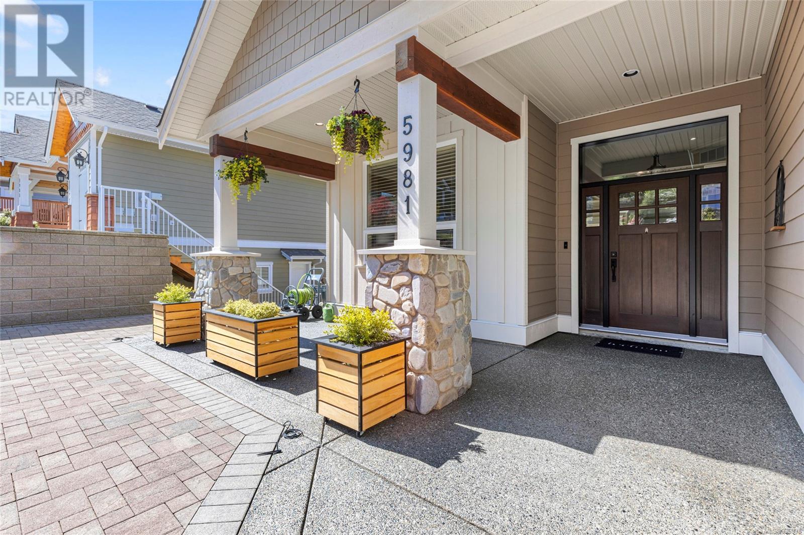 5981 Salish Rd