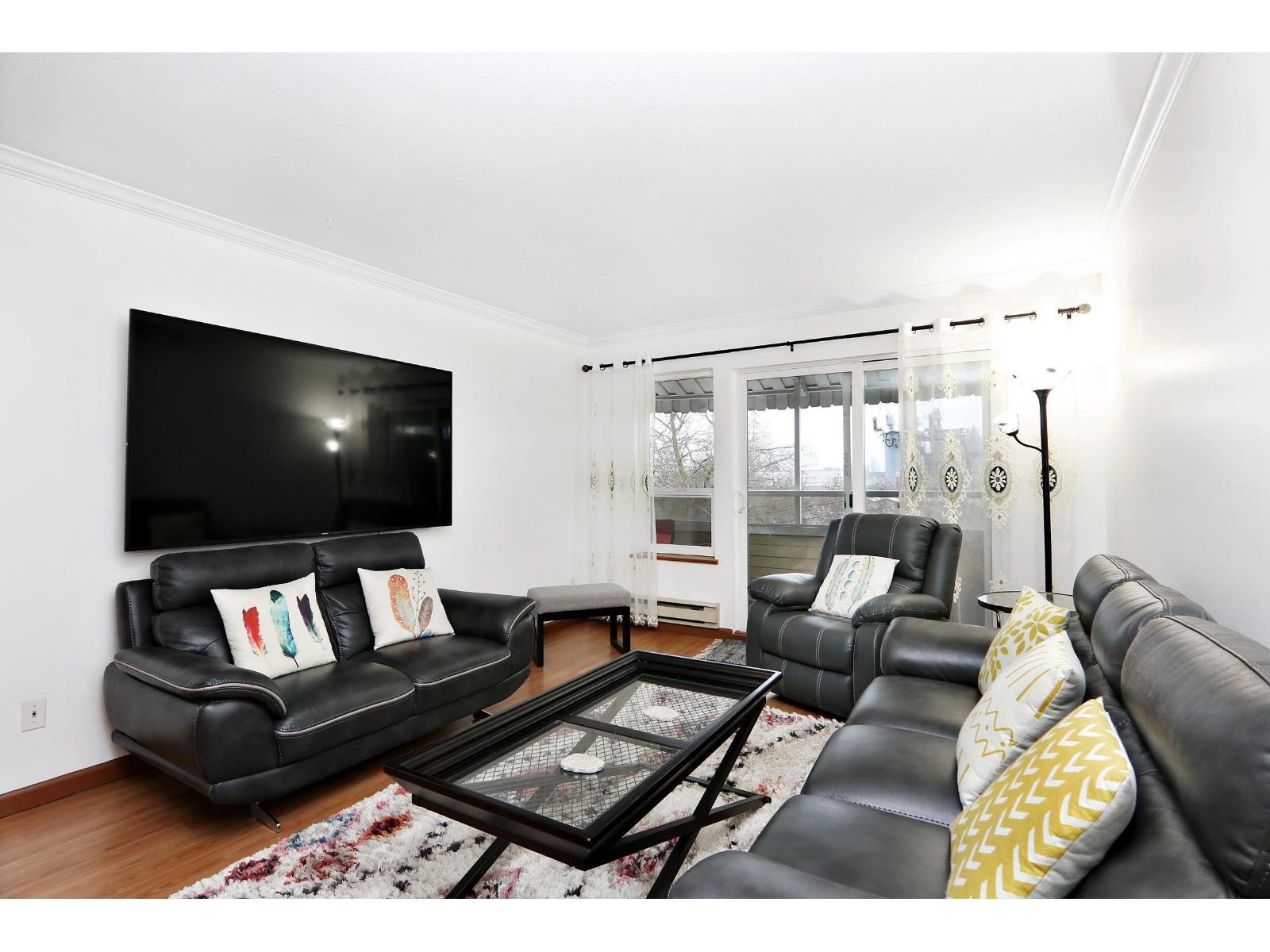 302 46005 BOLE AVENUE|Chilliwack Proper East