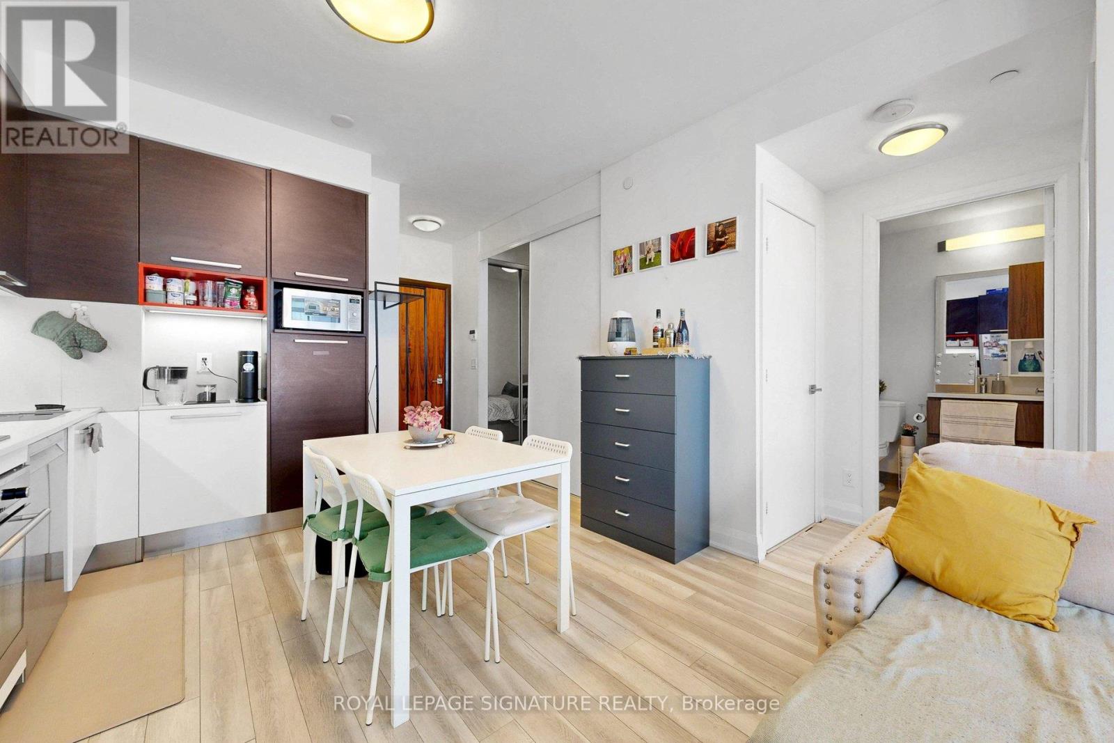 301 - 36 PARK LAWN ROAD