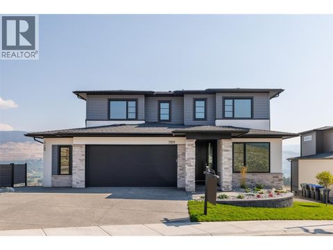 789 Carleton Street Kelowna BC V1V0A8