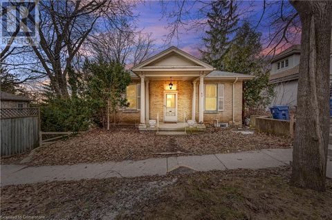 62 QUEEN Street Guelph ON N1E4R8