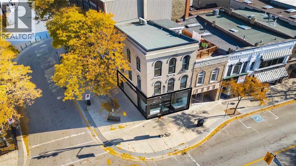 192 CHRISTINA STREET North