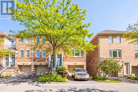 10A LEASIDE PARK DRIVE Toronto (Thorncliffe Park) ON M4H1R3