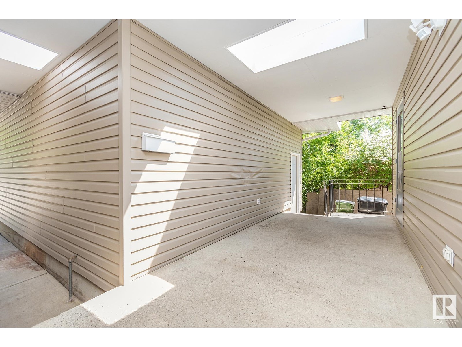 4908 112 ST NW