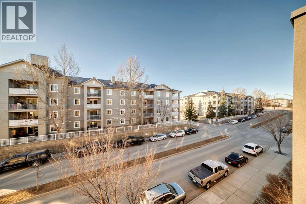 9309, 403 Mackenzie Way SW