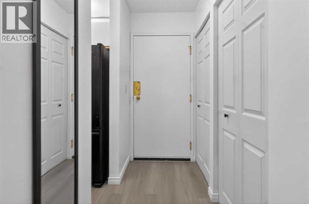 414, 10 Dover Point SE