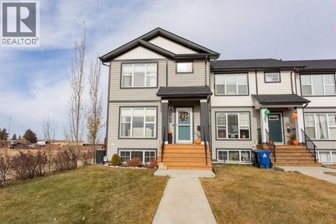 42 Arlen Close Blackfalds AB T4M0N2
