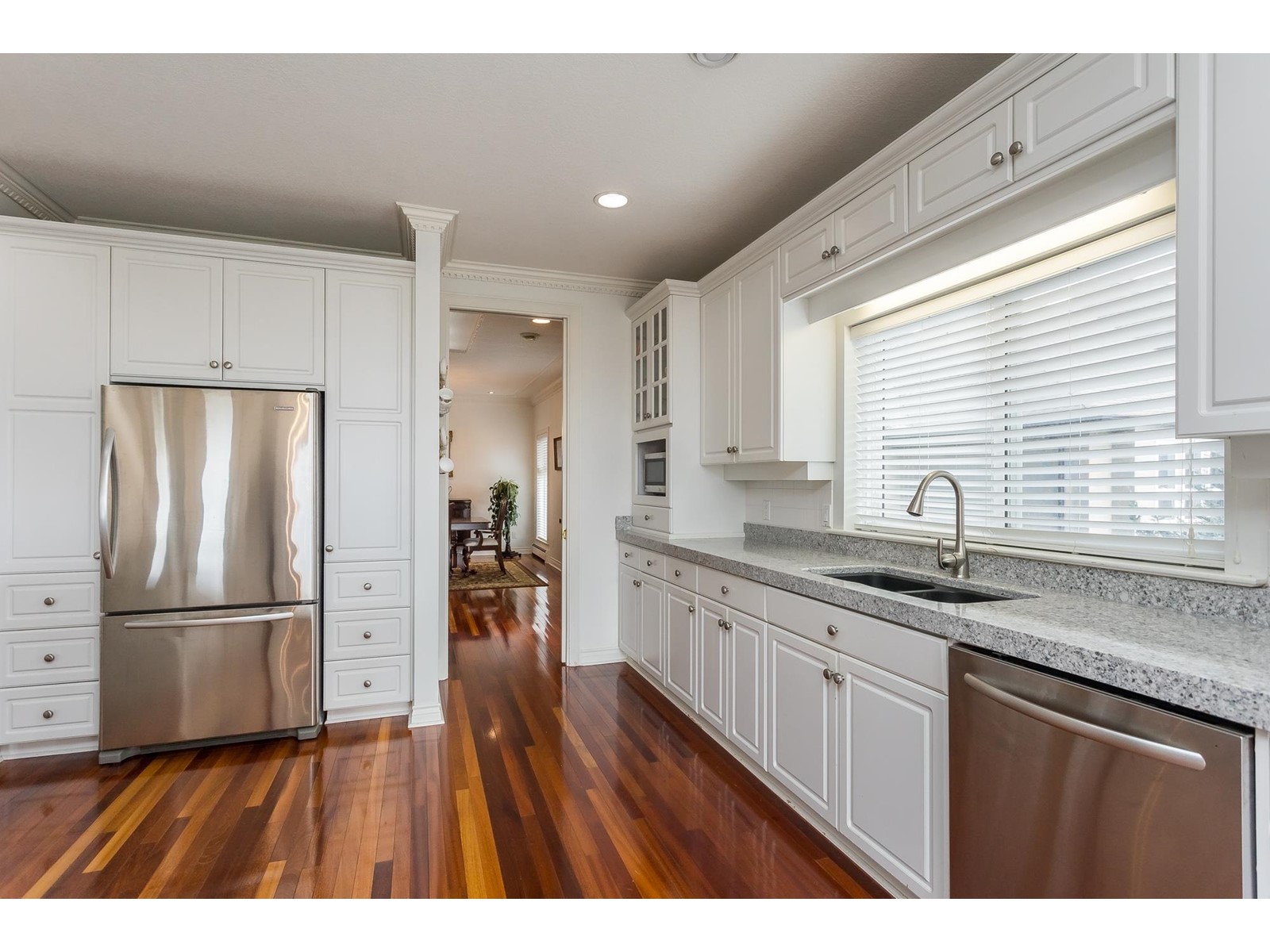 34980 SKYLINE DRIVE