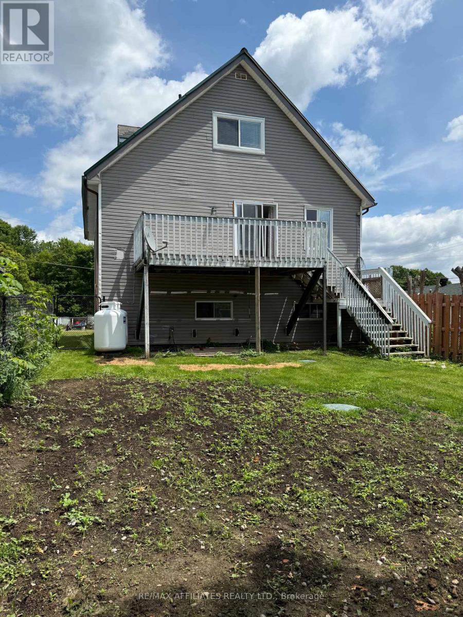 861 LOUIS ERNEST ROAD