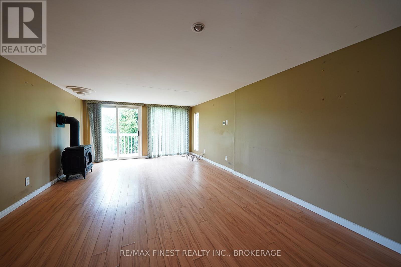 2073 BATH ROAD