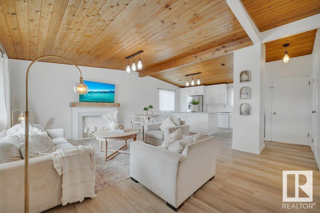 20 Applewood RD