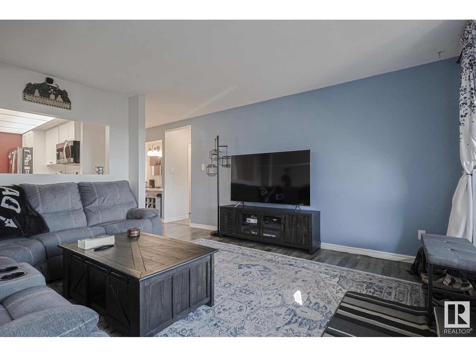 #105 4404 122 ST NW NW