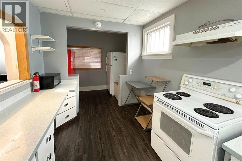 483 EAST STREET North