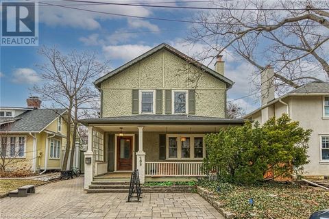 209 ALLAN Street Oakville ON L6J3P2