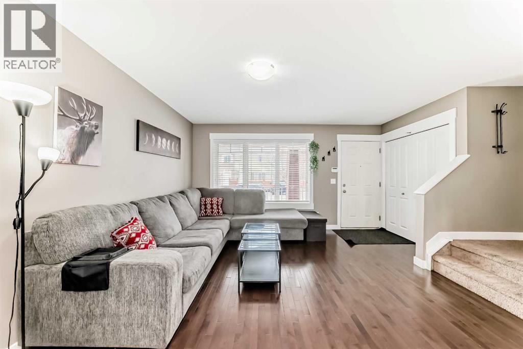 176 Cascades Passage