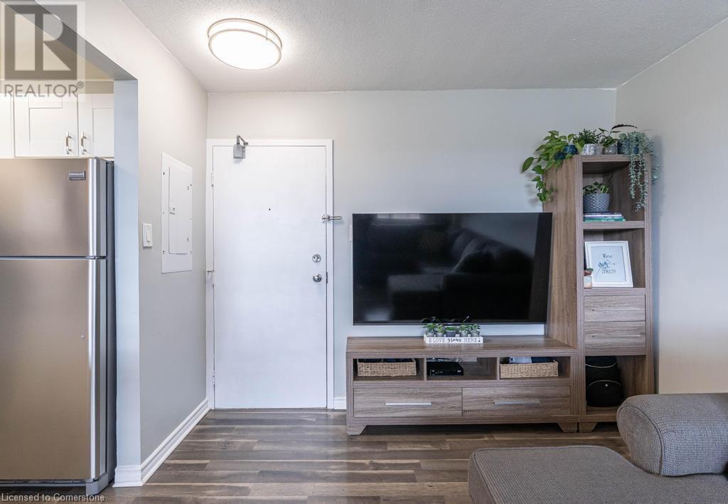 15 NICKLAUS Drive Unit# 407